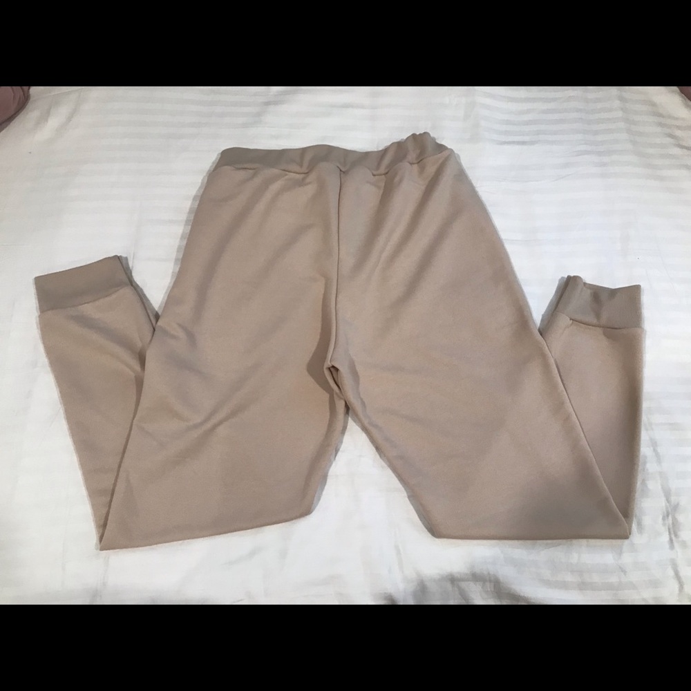 Drawstring Cropped Tracksuit - Picture 6 of 10